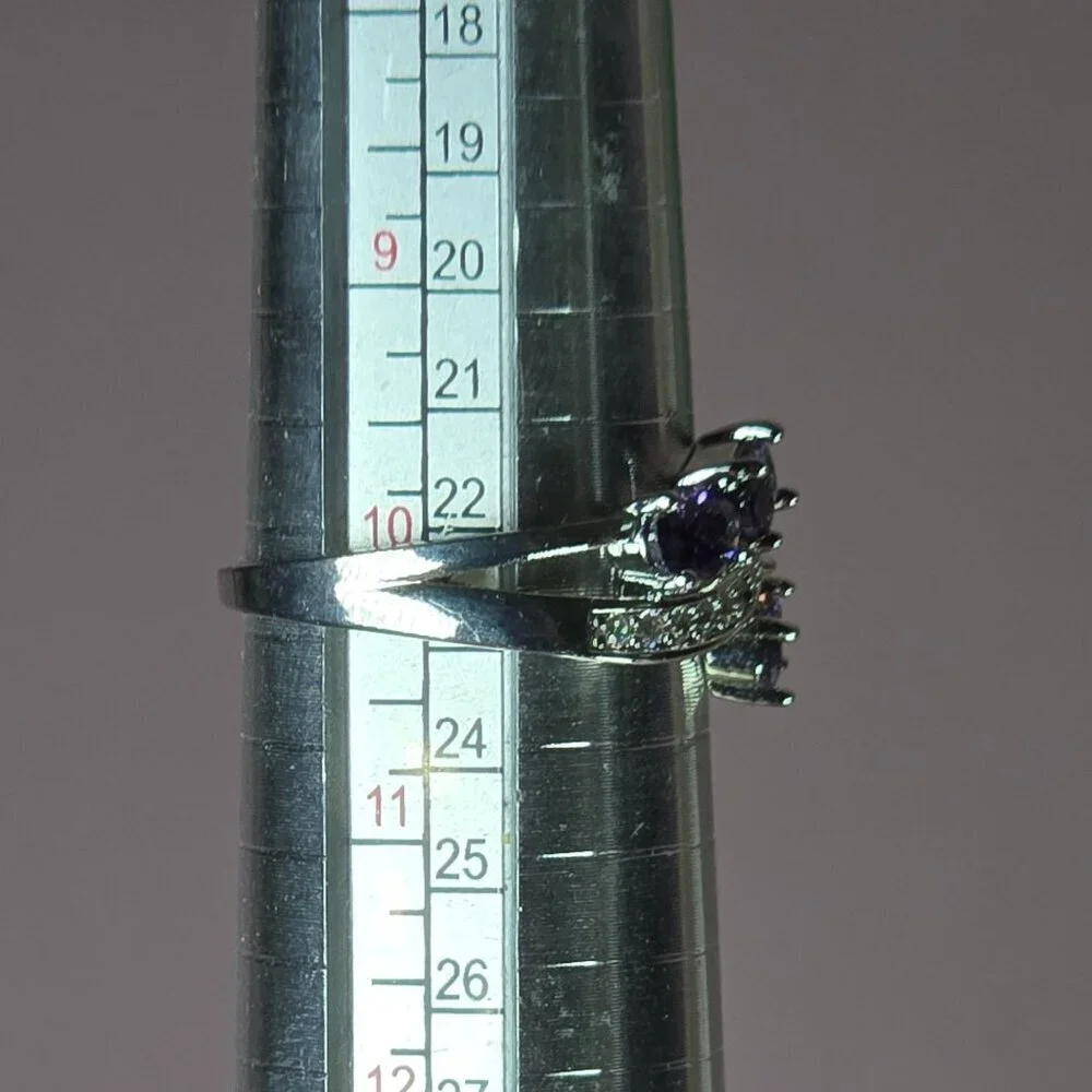 Purple CZ Twist Statement Ring Size 10‎ (NWOT)